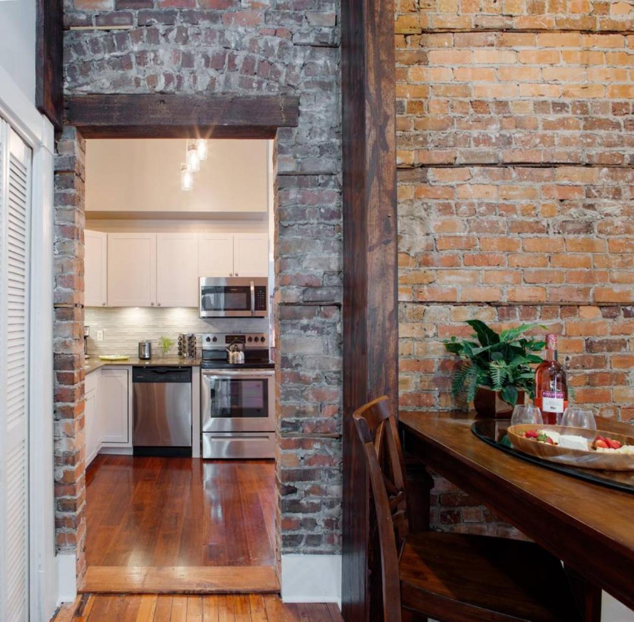 薩凡納416A Waldburg St - Newly Renovated 1920'S Historic District Apt公寓 外观 照片